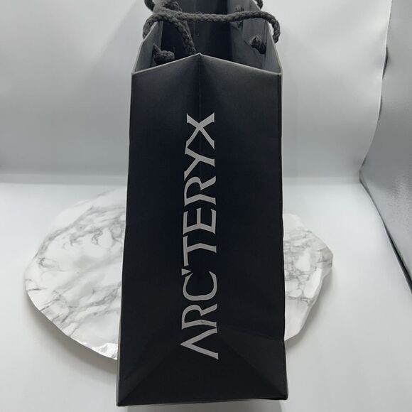Arcteryx.com Medium Size Shopping Bag - Picture 4 of 6